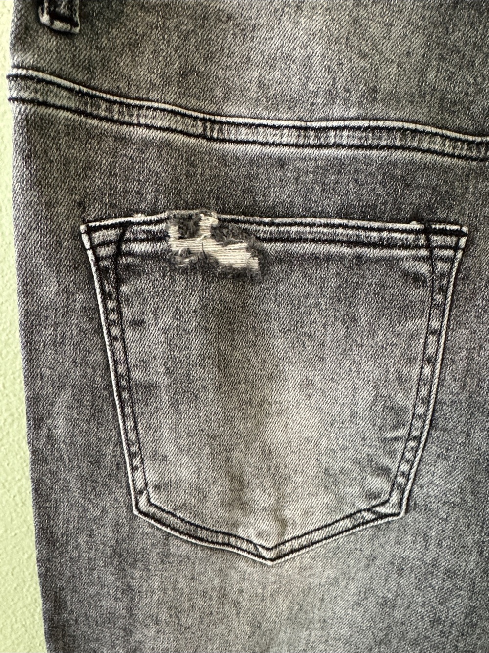 RIsen Distressed High-Waist Grey Women’s Jeans Sz 1xl - Picture 7 of 12